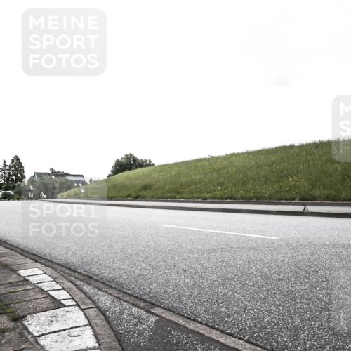 21.06.2026 - 29. Vierlanden-Triathlon H.Heesch http://msf.ph/oto/9898221 21.06.2026 09:49:57 Radfahren 46, 217, 221, 229 meine-sportfotos.de