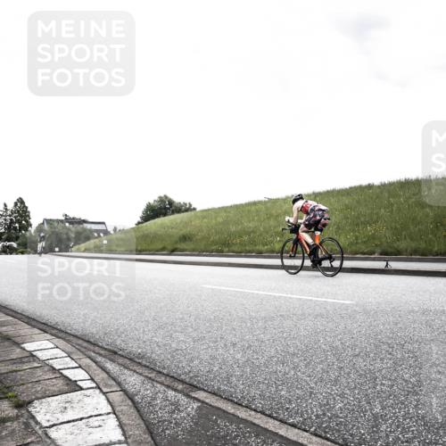 21.06.2026 - 29. Vierlanden-Triathlon H.Heesch http://msf.ph/oto/9898246 21.06.2026 09:52:11 Radfahren 76, 84, 132, 169 meine-sportfotos.de