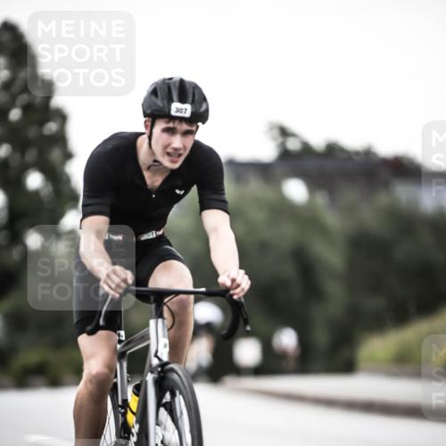 21.06.2026 - 29. Vierlanden-Triathlon H.Heesch http://msf.ph/oto/9898275 21.06.2026 10:04:46 Radfahren 86, 307, 329, 365 meine-sportfotos.de