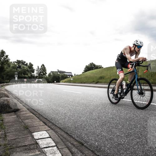 21.06.2026 - 29. Vierlanden-Triathlon H.Heesch http://msf.ph/oto/9898351 21.06.2026 10:00:12 Radfahren 217, 380 meine-sportfotos.de