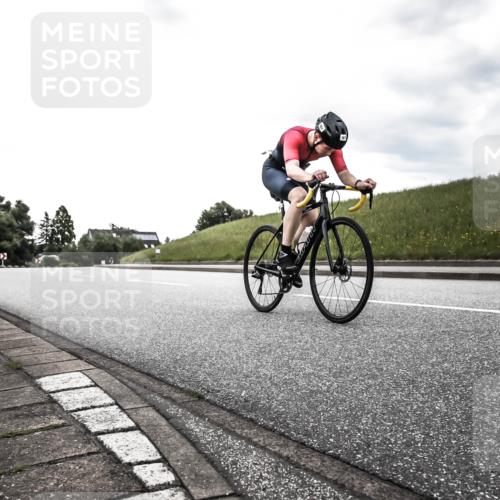 21.06.2026 - 29. Vierlanden-Triathlon H.Heesch http://msf.ph/oto/9898403 21.06.2026 10:02:42 Radfahren 56, 198, 245, 367 meine-sportfotos.de
