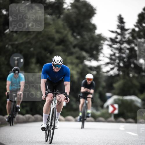 21.06.2026 - 29. Vierlanden-Triathlon H.Heesch http://msf.ph/oto/9898406 21.06.2026 10:04:57 Radfahren 130, 174, 292, 308, 332, 352 meine-sportfotos.de