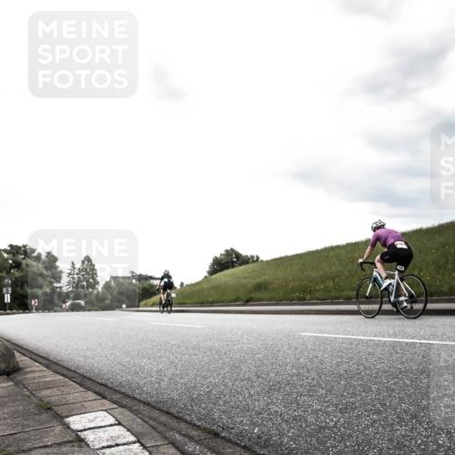 21.06.2026 - 29. Vierlanden-Triathlon H.Heesch http://msf.ph/oto/9898416 21.06.2026 10:03:08 Radfahren  meine-sportfotos.de