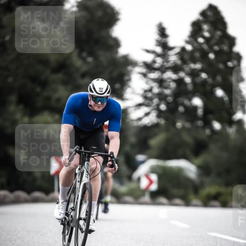 21.06.2026 - 29. Vierlanden-Triathlon H.Heesch http://msf.ph/oto/9898426 21.06.2026 10:04:57 Radfahren 130, 174, 292, 308, 332, 352 meine-sportfotos.de