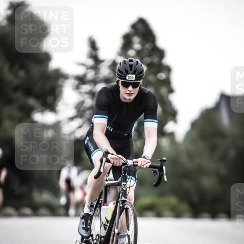 21.06.2026 - 29. Vierlanden-Triathlon H.Heesch http://msf.ph/oto/9898481 21.06.2026 10:05:04 Radfahren 130, 264, 308, 323, 326 meine-sportfotos.de