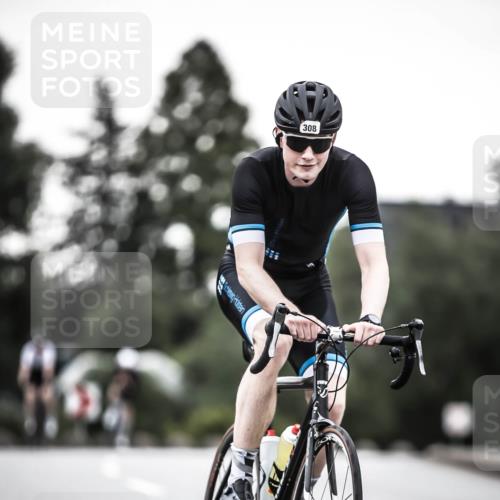 21.06.2026 - 29. Vierlanden-Triathlon H.Heesch http://msf.ph/oto/9898487 21.06.2026 10:05:04 Radfahren 130, 264, 308, 323, 326 meine-sportfotos.de