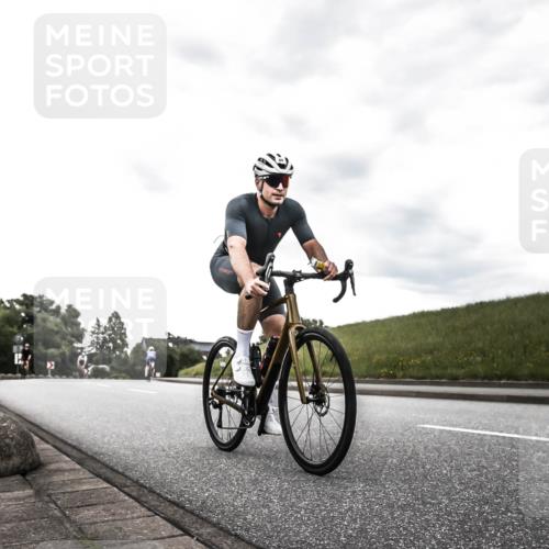 21.06.2026 - 29. Vierlanden-Triathlon H.Heesch http://msf.ph/oto/9898494 21.06.2026 10:07:32 Radfahren 88, 316, 347 meine-sportfotos.de