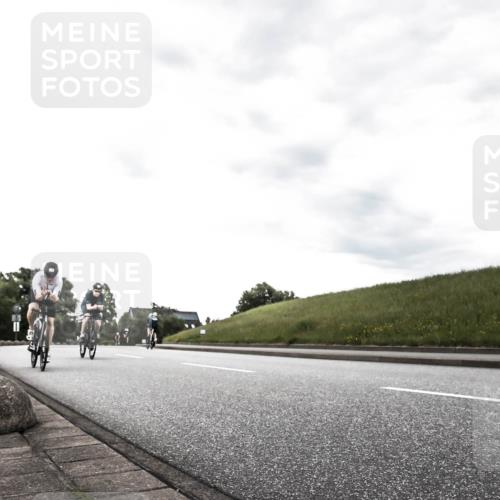 21.06.2026 - 29. Vierlanden-Triathlon H.Heesch http://msf.ph/oto/9898497 21.06.2026 10:07:52 Radfahren 50, 104, 105, 167, 220, 231 meine-sportfotos.de