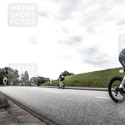 21.06.2026 - 29. Vierlanden-Triathlon H.Heesch http://msf.ph/oto/9898503 21.06.2026 10:07:54 Radfahren 50, 104, 167, 220, 320 meine-sportfotos.de