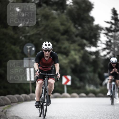 21.06.2026 - 29. Vierlanden-Triathlon H.Heesch http://msf.ph/oto/9898505 21.06.2026 10:05:07 Radfahren 130, 264, 275, 308, 323, 326 meine-sportfotos.de