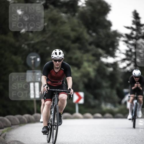 21.06.2026 - 29. Vierlanden-Triathlon H.Heesch http://msf.ph/oto/9898508 21.06.2026 10:05:07 Radfahren 130, 264, 275, 308, 323, 326 meine-sportfotos.de