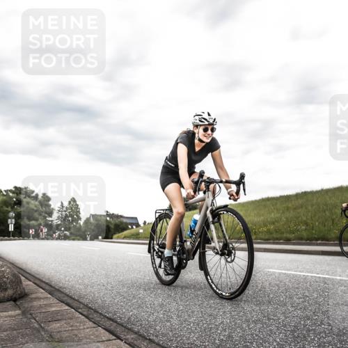 21.06.2026 - 29. Vierlanden-Triathlon H.Heesch http://msf.ph/oto/9898543 21.06.2026 10:16:27 Radfahren 249, 473 meine-sportfotos.de