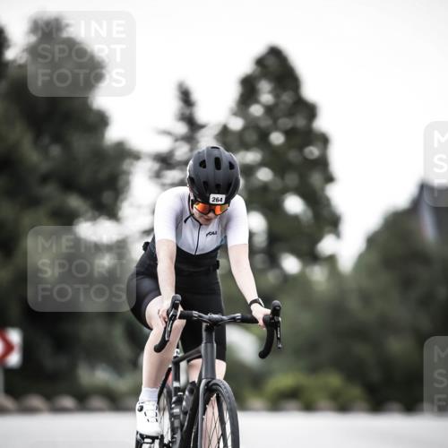 21.06.2026 - 29. Vierlanden-Triathlon H.Heesch http://msf.ph/oto/9898561 21.06.2026 10:05:10 Radfahren 249, 264, 275, 289, 323, 326 meine-sportfotos.de