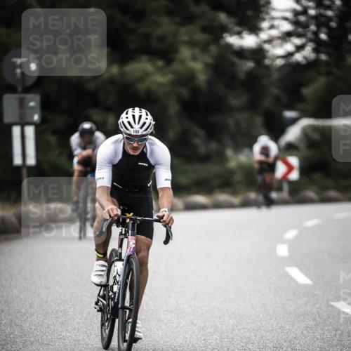 21.06.2026 - 29. Vierlanden-Triathlon H.Heesch http://msf.ph/oto/9898579 21.06.2026 10:05:30 Radfahren 5, 103, 175, 195, 312 meine-sportfotos.de