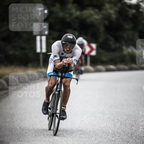 21.06.2026 - 29. Vierlanden-Triathlon H.Heesch http://msf.ph/oto/9898615 21.06.2026 10:05:32 Radfahren 5, 103, 135, 175, 195, 312 meine-sportfotos.de