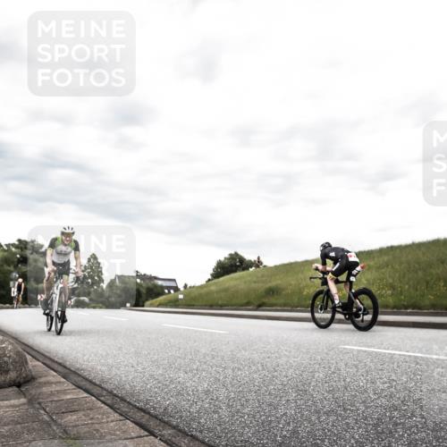 21.06.2026 - 29. Vierlanden-Triathlon H.Heesch http://msf.ph/oto/9898623 21.06.2026 10:19:59 Radfahren 69, 79, 163, 432 meine-sportfotos.de