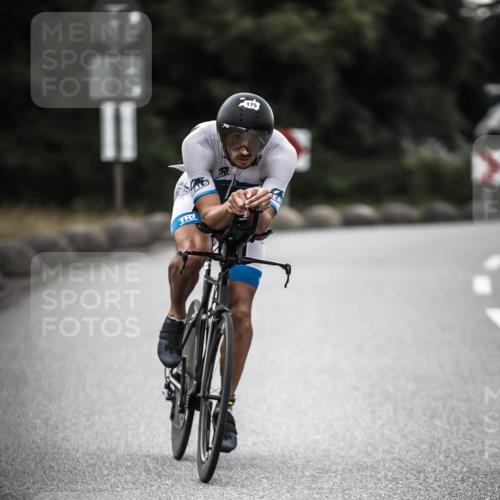 21.06.2026 - 29. Vierlanden-Triathlon H.Heesch http://msf.ph/oto/9898624 21.06.2026 10:05:33 Radfahren 5, 103, 135, 175, 195, 312 meine-sportfotos.de