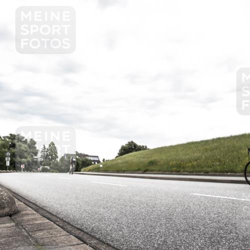 21.06.2026 - 29. Vierlanden-Triathlon H.Heesch http://msf.ph/oto/9898657 21.06.2026 10:20:31 Radfahren 435 meine-sportfotos.de