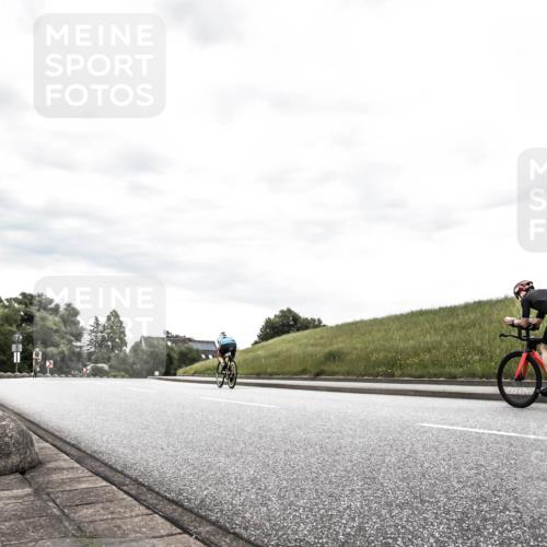 21.06.2026 - 29. Vierlanden-Triathlon H.Heesch http://msf.ph/oto/9898688 21.06.2026 10:21:36 Radfahren 14, 205 meine-sportfotos.de
