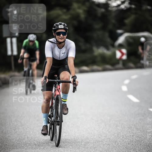 21.06.2026 - 29. Vierlanden-Triathlon H.Heesch http://msf.ph/oto/9898690 21.06.2026 10:05:43 Radfahren 133, 252, 259, 363 meine-sportfotos.de