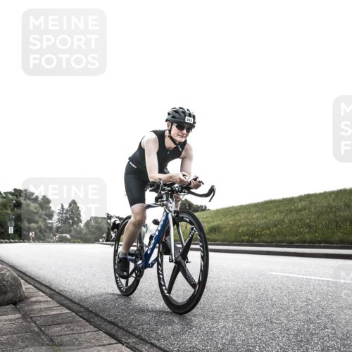 21.06.2026 - 29. Vierlanden-Triathlon H.Heesch http://msf.ph/oto/9898740 21.06.2026 10:45:30 Radfahren 36, 153, 161, 243, 417 meine-sportfotos.de