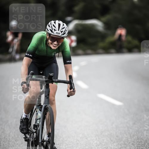 21.06.2026 - 29. Vierlanden-Triathlon H.Heesch http://msf.ph/oto/9898748 21.06.2026 10:05:46 Radfahren 133, 159, 252, 259, 317, 363 meine-sportfotos.de