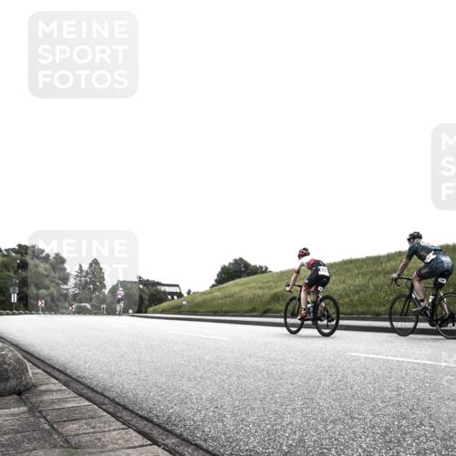 21.06.2026 - 29. Vierlanden-Triathlon H.Heesch http://msf.ph/oto/9898819 21.06.2026 10:47:10 Radfahren 292, 325, 422 meine-sportfotos.de