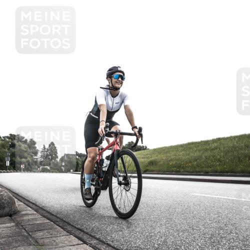 21.06.2026 - 29. Vierlanden-Triathlon H.Heesch http://msf.ph/oto/9898835 21.06.2026 10:47:45 Radfahren 38, 252, 393, 411 meine-sportfotos.de