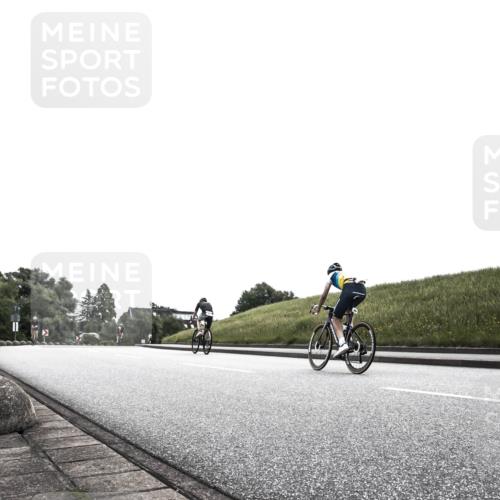 21.06.2026 - 29. Vierlanden-Triathlon H.Heesch http://msf.ph/oto/9898881 21.06.2026 10:48:35 Radfahren 29, 210, 477, 1354 meine-sportfotos.de