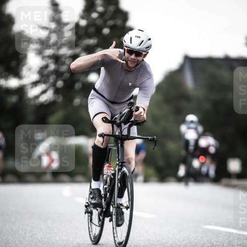 21.06.2026 - 29. Vierlanden-Triathlon H.Heesch http://msf.ph/oto/9898979 21.06.2026 10:06:23 Radfahren 109, 147, 165, 360, 381 meine-sportfotos.de