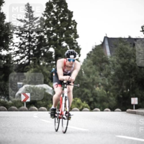 21.06.2026 - 29. Vierlanden-Triathlon H.Heesch http://msf.ph/oto/9899009 21.06.2026 10:06:27 Radfahren 109, 147, 165, 360, 381 meine-sportfotos.de