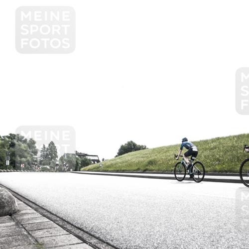 21.06.2026 - 29. Vierlanden-Triathlon H.Heesch http://msf.ph/oto/9899018 21.06.2026 10:51:28 Radfahren 427 meine-sportfotos.de