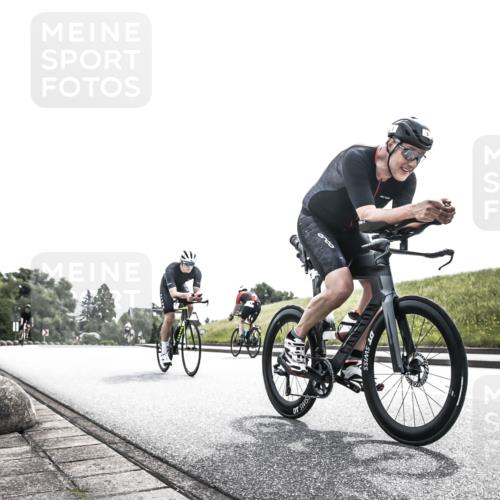 21.06.2026 - 29. Vierlanden-Triathlon H.Heesch http://msf.ph/oto/9899035 21.06.2026 10:51:34 Radfahren 5, 86, 90, 444, 478 meine-sportfotos.de