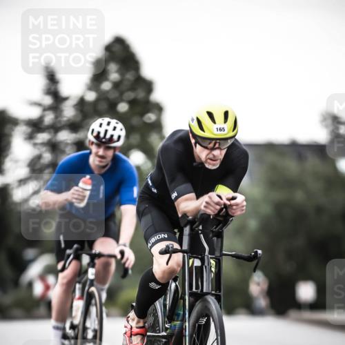 21.06.2026 - 29. Vierlanden-Triathlon H.Heesch http://msf.ph/oto/9899042 21.06.2026 10:06:29 Radfahren 147, 165, 360, 381 meine-sportfotos.de