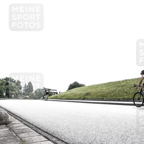 21.06.2026 - 29. Vierlanden-Triathlon H.Heesch http://msf.ph/oto/9899083 21.06.2026 10:52:02 Radfahren 44 meine-sportfotos.de
