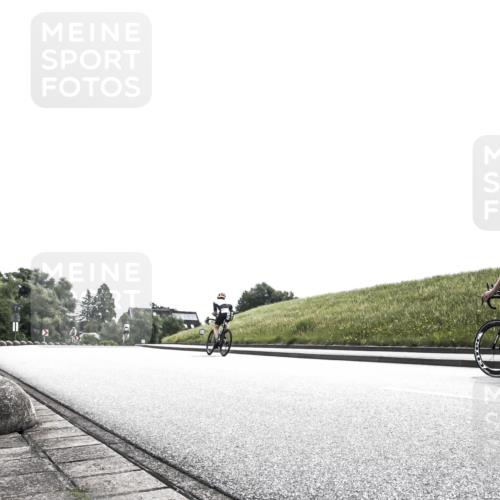 21.06.2026 - 29. Vierlanden-Triathlon H.Heesch http://msf.ph/oto/9899139 21.06.2026 10:52:42 Radfahren 200 meine-sportfotos.de