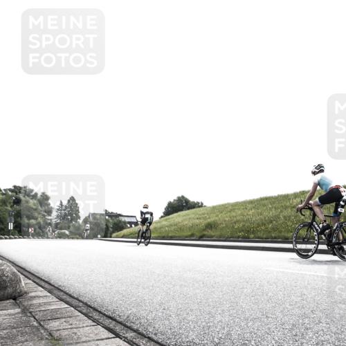 21.06.2026 - 29. Vierlanden-Triathlon H.Heesch http://msf.ph/oto/9899142 21.06.2026 10:52:42 Radfahren 200 meine-sportfotos.de