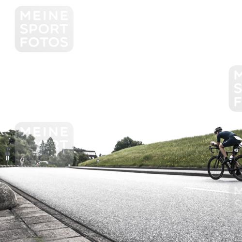 21.06.2026 - 29. Vierlanden-Triathlon H.Heesch http://msf.ph/oto/9899224 21.06.2026 10:54:10 Radfahren 540, 614, 624 meine-sportfotos.de