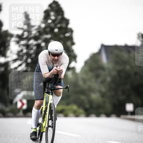 21.06.2026 - 29. Vierlanden-Triathlon H.Heesch http://msf.ph/oto/9899235 21.06.2026 10:06:50 Radfahren 199 meine-sportfotos.de