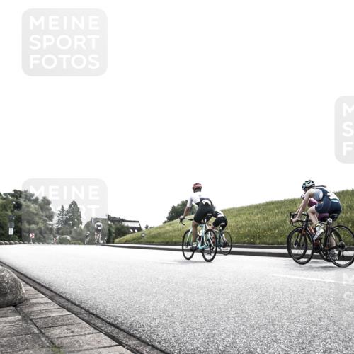 21.06.2026 - 29. Vierlanden-Triathlon H.Heesch http://msf.ph/oto/9899247 21.06.2026 10:54:39 Radfahren 94, 509, 552 meine-sportfotos.de
