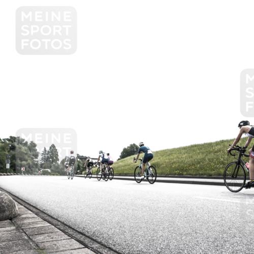 21.06.2026 - 29. Vierlanden-Triathlon H.Heesch http://msf.ph/oto/9899250 21.06.2026 10:54:40 Radfahren 94, 509, 552 meine-sportfotos.de