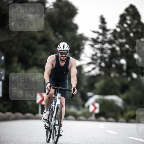 21.06.2026 - 29. Vierlanden-Triathlon H.Heesch http://msf.ph/oto/9899252 21.06.2026 10:07:06 Radfahren 83, 344, 348 meine-sportfotos.de
