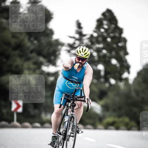 21.06.2026 - 29. Vierlanden-Triathlon H.Heesch http://msf.ph/oto/9899314 21.06.2026 10:07:10 Radfahren 83, 344, 348 meine-sportfotos.de