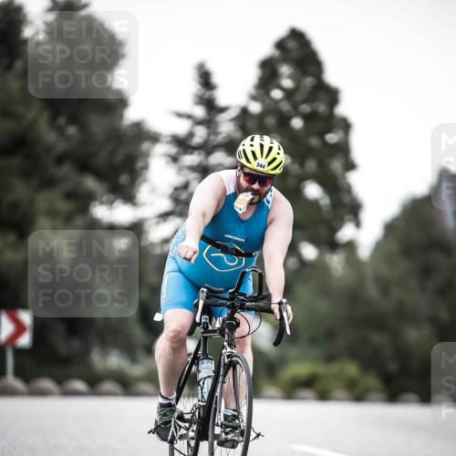 21.06.2026 - 29. Vierlanden-Triathlon H.Heesch http://msf.ph/oto/9899323 21.06.2026 10:07:10 Radfahren 83, 344, 348 meine-sportfotos.de