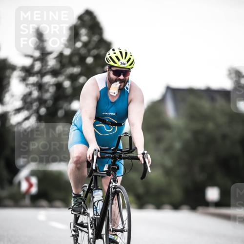 21.06.2026 - 29. Vierlanden-Triathlon H.Heesch http://msf.ph/oto/9899338 21.06.2026 10:07:10 Radfahren 83, 344, 348 meine-sportfotos.de