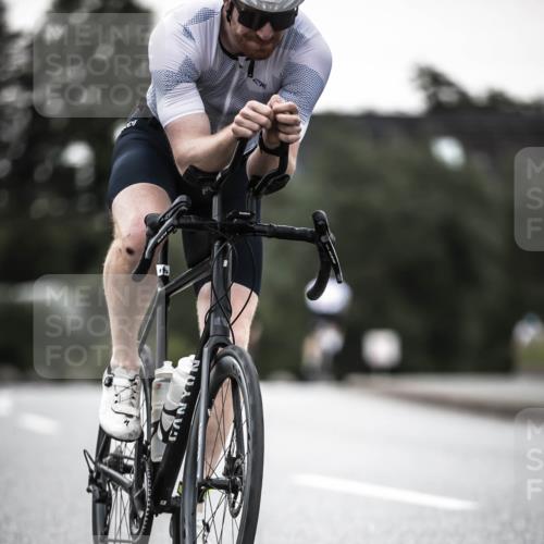 21.06.2026 - 29. Vierlanden-Triathlon H.Heesch http://msf.ph/oto/9899451 21.06.2026 10:07:26 Radfahren 2, 68, 88, 270 meine-sportfotos.de