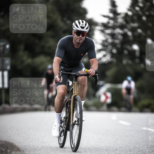 21.06.2026 - 29. Vierlanden-Triathlon H.Heesch http://msf.ph/oto/9899478 21.06.2026 10:07:31 Radfahren 88, 316, 347 meine-sportfotos.de