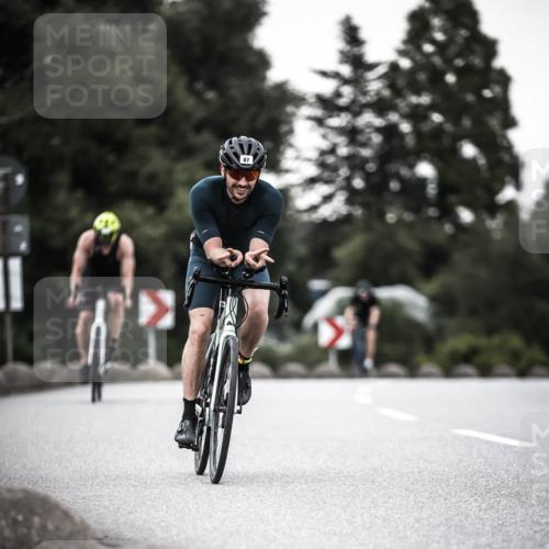 21.06.2026 - 29. Vierlanden-Triathlon H.Heesch http://msf.ph/oto/9900016 21.06.2026 10:08:30 Radfahren 67, 173, 358 meine-sportfotos.de