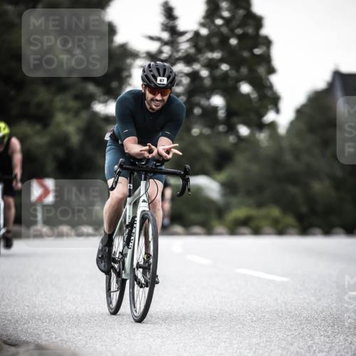 21.06.2026 - 29. Vierlanden-Triathlon H.Heesch http://msf.ph/oto/9900033 21.06.2026 10:08:31 Radfahren 67, 173, 358 meine-sportfotos.de