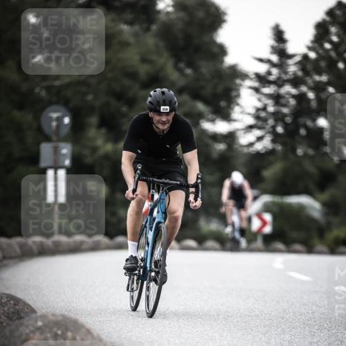 21.06.2026 - 29. Vierlanden-Triathlon H.Heesch http://msf.ph/oto/9900103 21.06.2026 10:08:36 Radfahren 82, 173, 358 meine-sportfotos.de